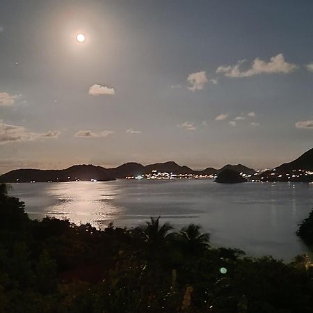 Terre-de-Bas Ti Kaz Anoli Vue Epoustouflante Sur La Baie 빌라 외부 사진