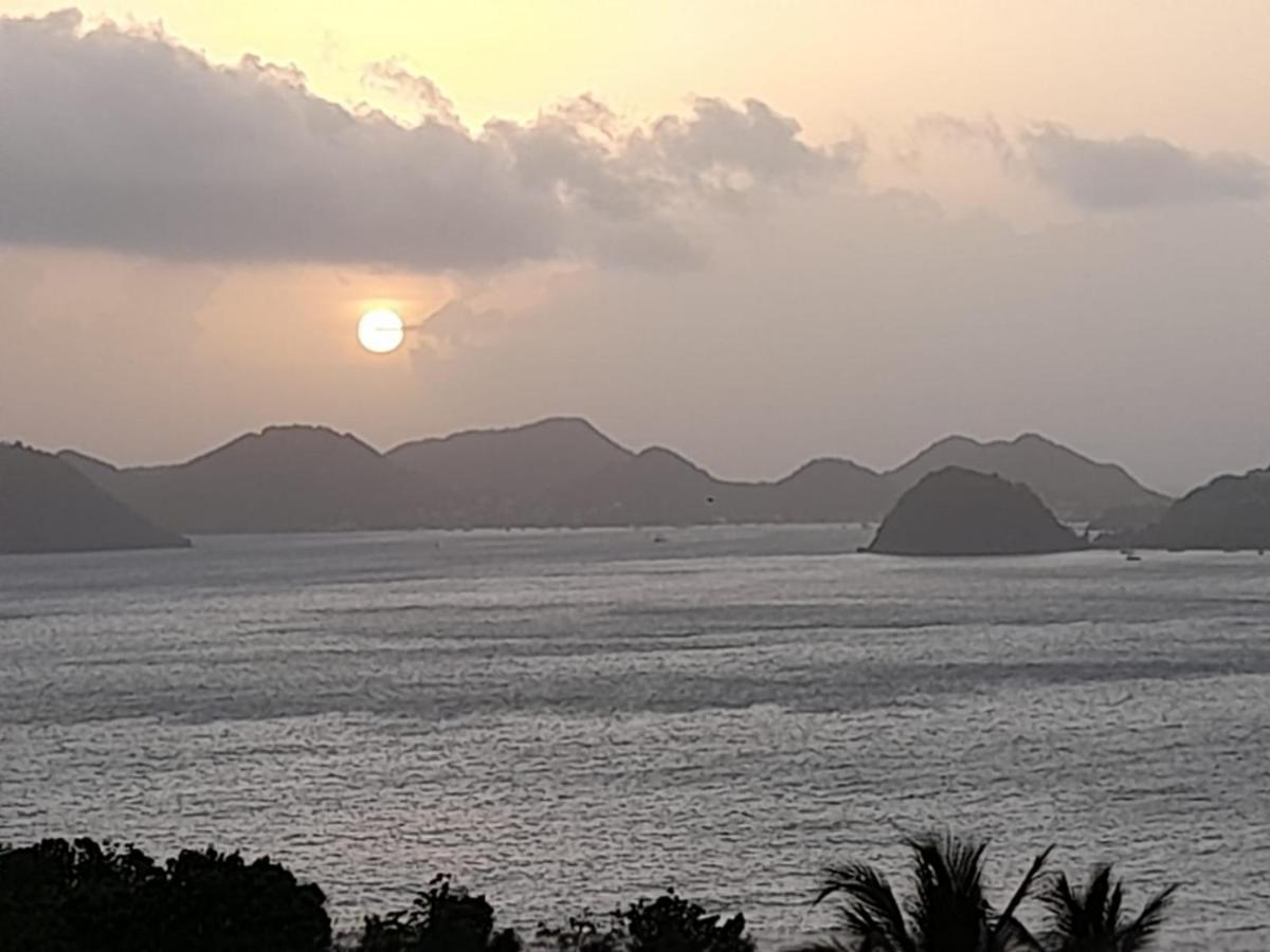Terre-de-Bas Ti Kaz Anoli Vue Epoustouflante Sur La Baie 빌라 외부 사진