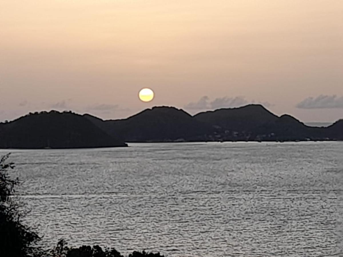 Terre-de-Bas Ti Kaz Anoli Vue Epoustouflante Sur La Baie 빌라 외부 사진